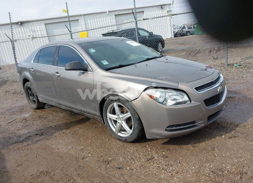 2011 Chevrolet Malibu LS (VIN 1G1ZB5E15BF281303) main photo