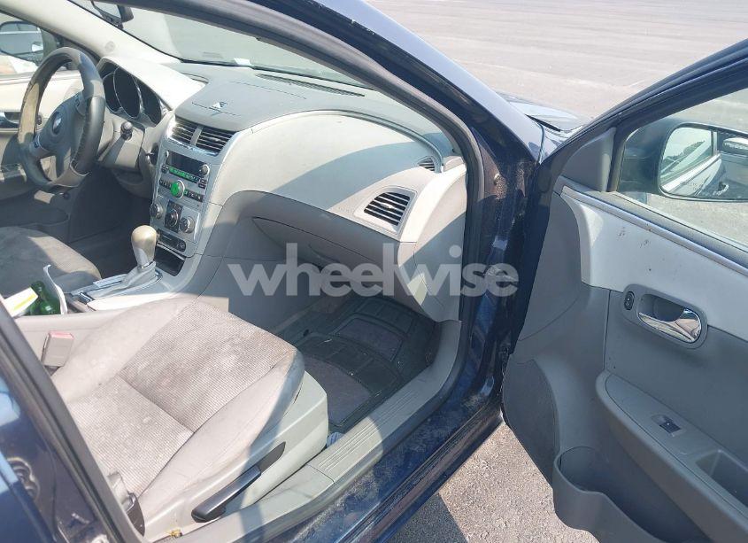 Photo 5 of 2011 Chevrolet Malibu LS (VIN 1G1ZB5E15BF373768)