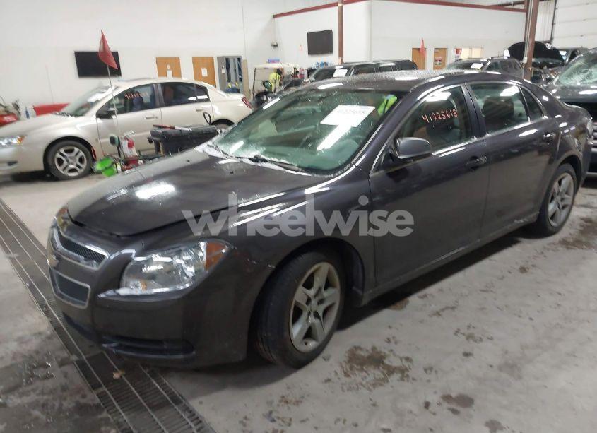 Photo 2 of 2011 Chevrolet Malibu LS (VIN 1G1ZB5E16BF144886)