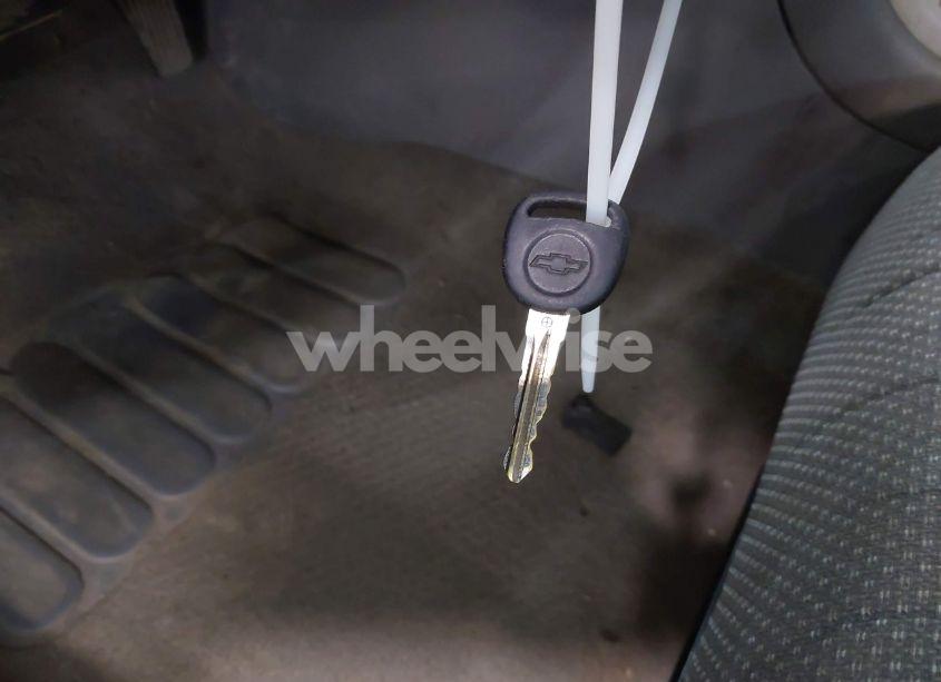 Photo 11 of 2011 Chevrolet Malibu LS (VIN 1G1ZB5E16BF205749)