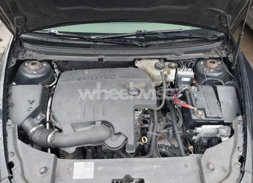 Photo 10 of 2011 Chevrolet Malibu LS (VIN 1G1ZB5E16BF218002)