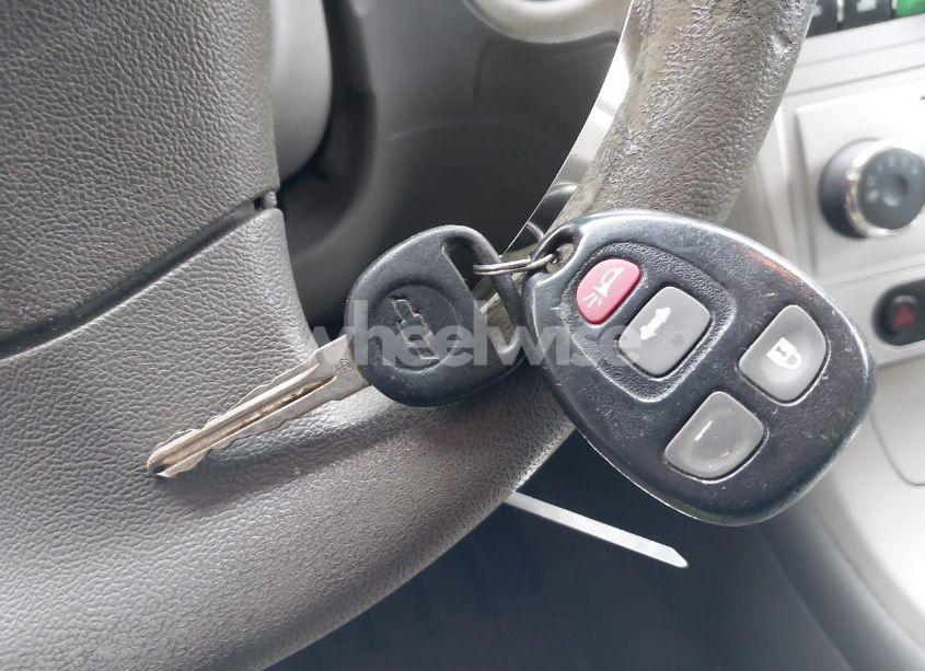 Photo 11 of 2011 Chevrolet Malibu LS (VIN 1G1ZB5E16BF218002)