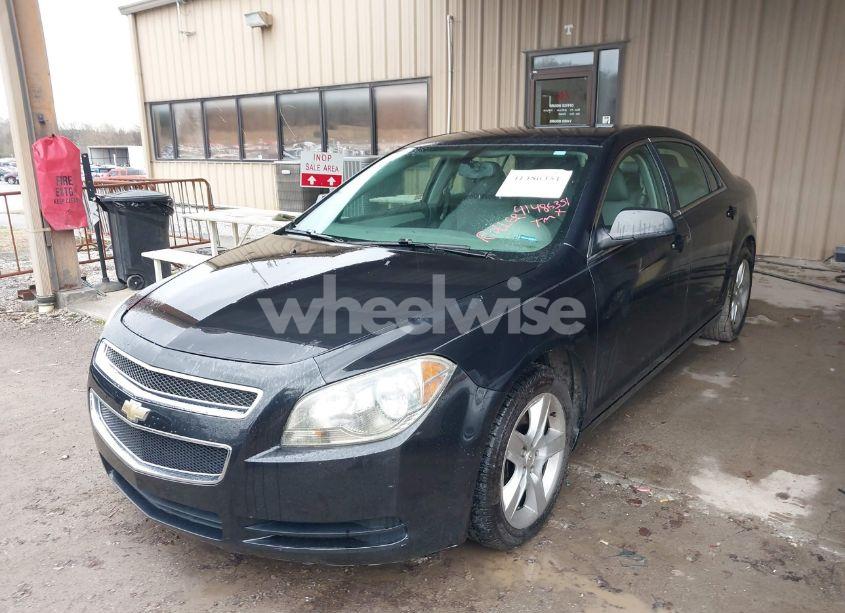 Photo 2 of 2011 Chevrolet Malibu LS (VIN 1G1ZB5E16BF218002)