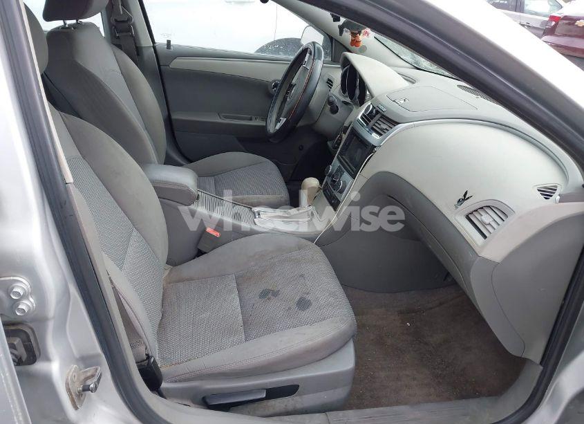 Photo 5 of 2011 Chevrolet Malibu LS (VIN 1G1ZB5E16BF377263)