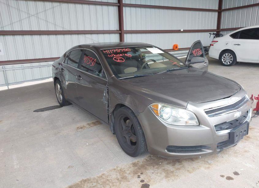 Photo 6 of 2011 Chevrolet Malibu LS (VIN 1G1ZB5E16BF386576)