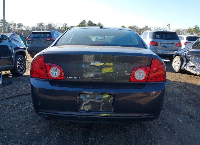 Photo 17 of 2011 Chevrolet Malibu LS (VIN 1G1ZB5E17BF100301)