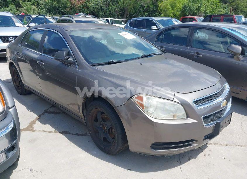 2011 Chevrolet Malibu LS (VIN 1G1ZB5E17BF125912) main photo