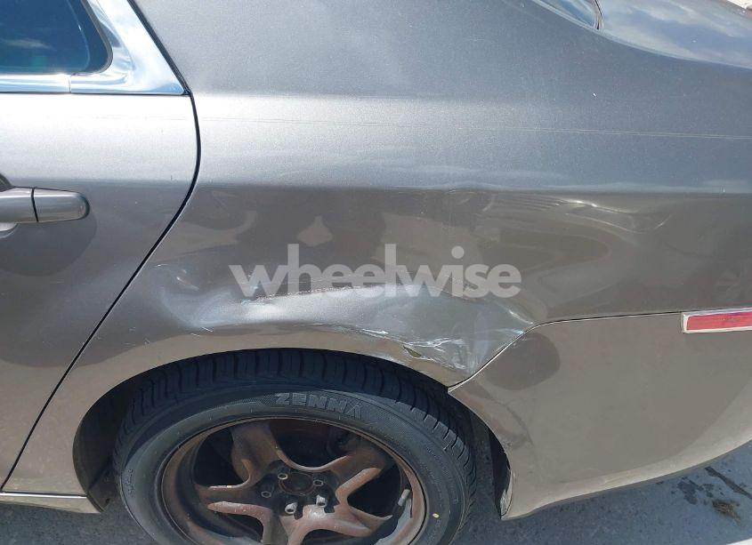 Photo 6 of 2011 Chevrolet Malibu LS (VIN 1G1ZB5E17BF125912)