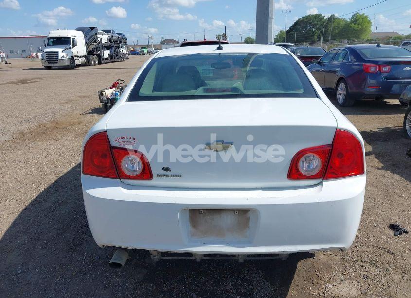 Photo 3 of 2011 Chevrolet Malibu LS (VIN 1G1ZB5E17BF131354)