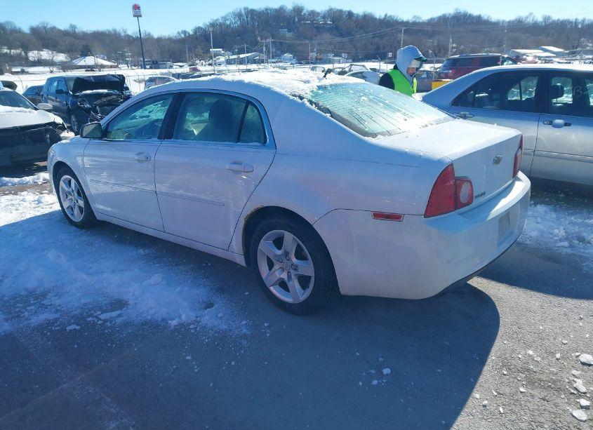 Photo 3 of 2011 Chevrolet Malibu LS (VIN 1G1ZB5E17BF172552)