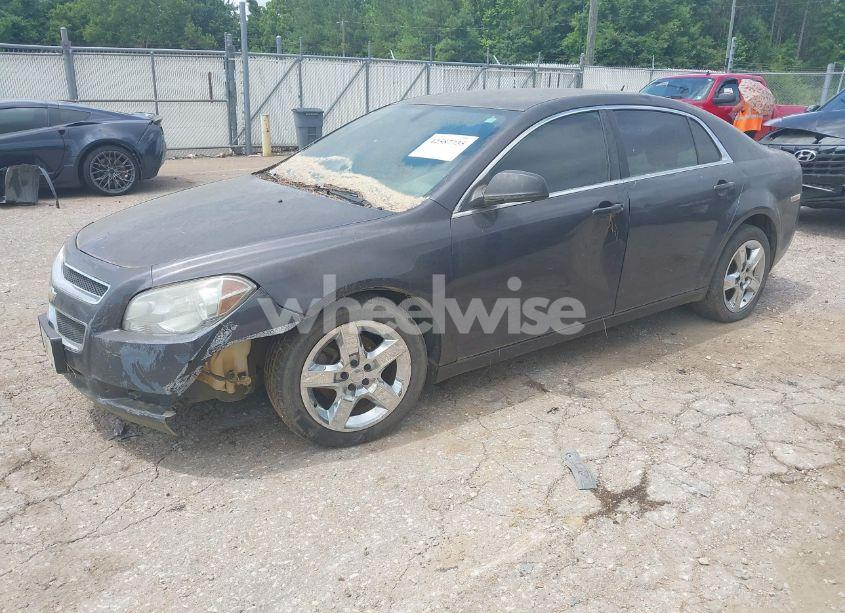 Photo 2 of 2011 Chevrolet Malibu LS (VIN 1G1ZB5E17BF187620)