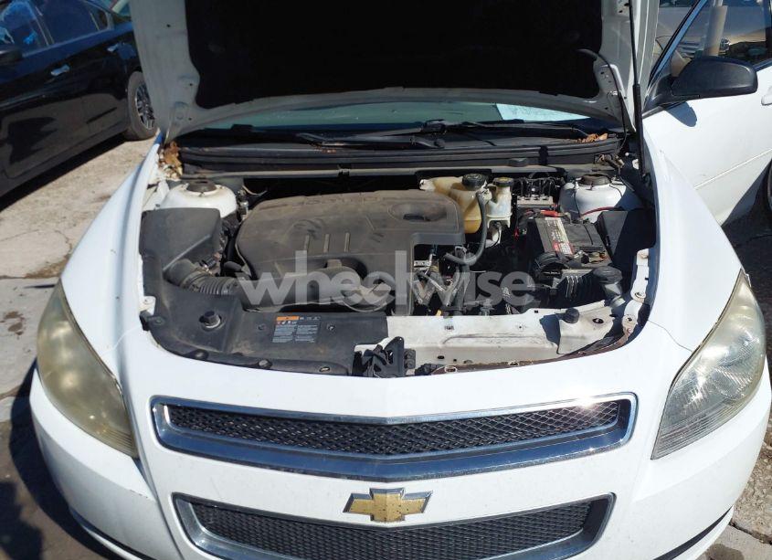 Photo 10 of 2011 Chevrolet Malibu LS (VIN 1G1ZB5E17BF205422)