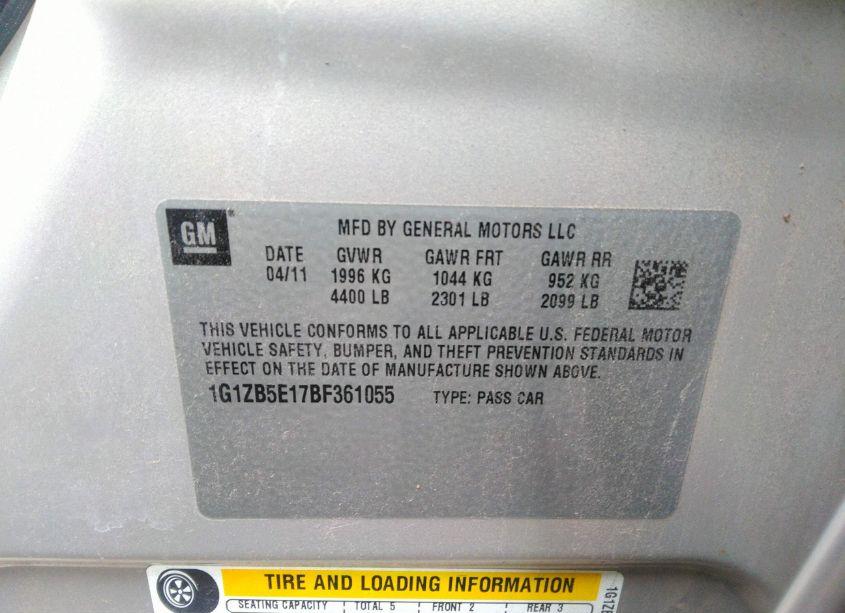 Photo 9 of 2011 Chevrolet Malibu LS (VIN 1G1ZB5E17BF361055)