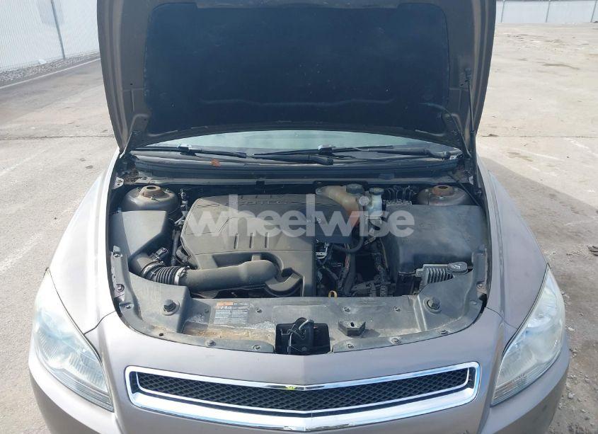 Photo 10 of 2011 Chevrolet Malibu LS (VIN 1G1ZB5E18BF114787)