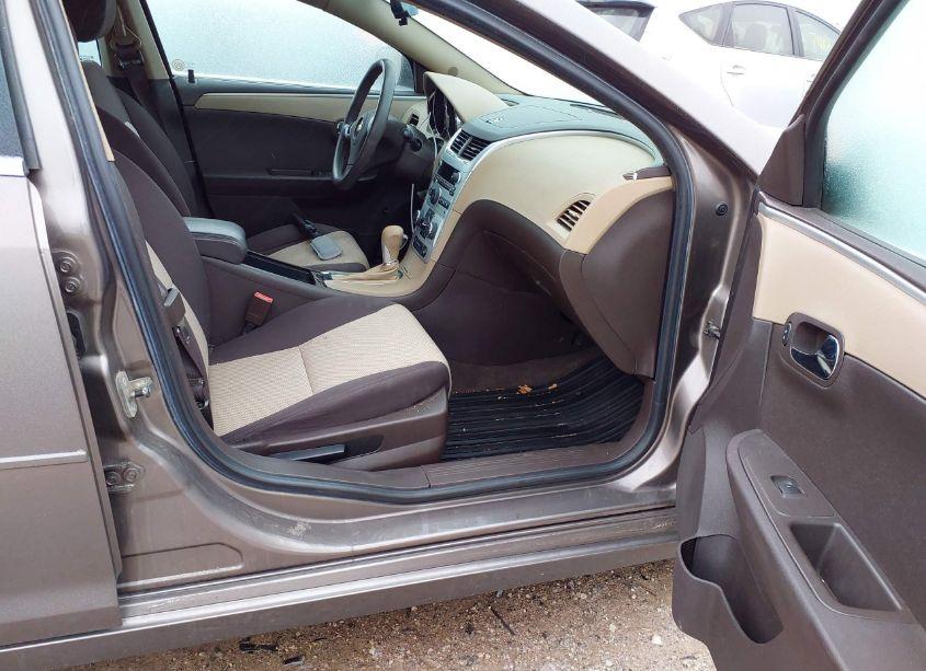 Photo 5 of 2011 Chevrolet Malibu LS (VIN 1G1ZB5E18BF119343)