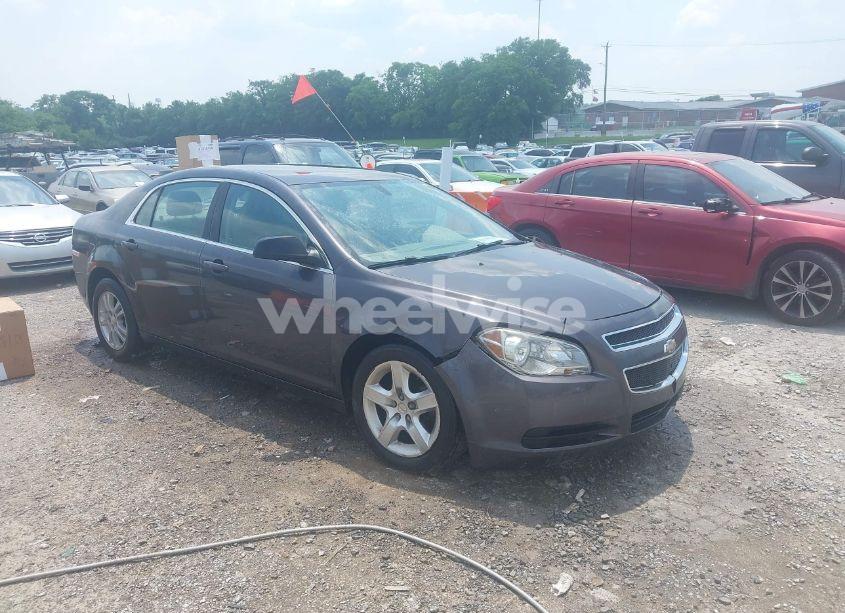 2011 Chevrolet Malibu LS (VIN 1G1ZB5E18BF124686) main photo