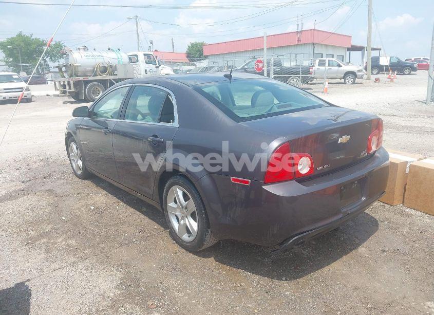 Photo 3 of 2011 Chevrolet Malibu LS (VIN 1G1ZB5E18BF124686)
