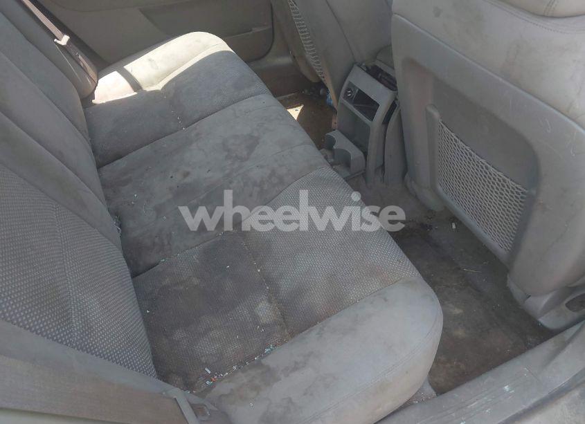 Photo 8 of 2011 Chevrolet Malibu LS (VIN 1G1ZB5E18BF124686)