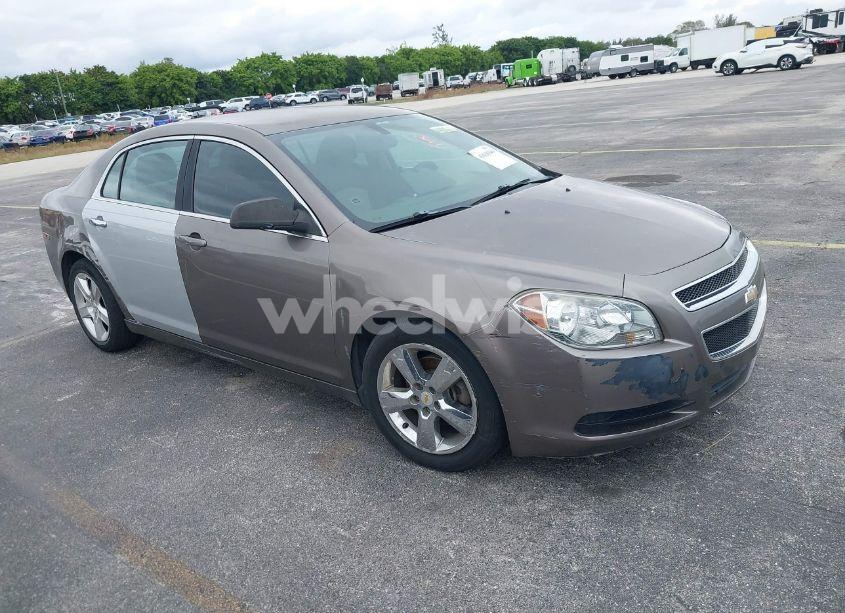 2011 Chevrolet Malibu LS (VIN 1G1ZB5E18BF138443) main photo