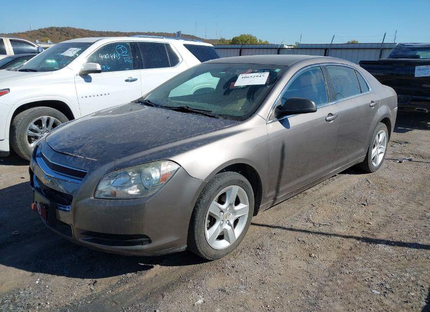 Photo 2 of 2011 Chevrolet Malibu LS (VIN 1G1ZB5E18BF169983)