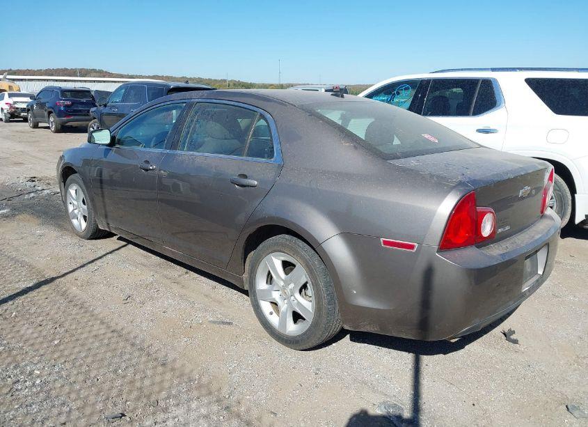 Photo 3 of 2011 Chevrolet Malibu LS (VIN 1G1ZB5E18BF169983)