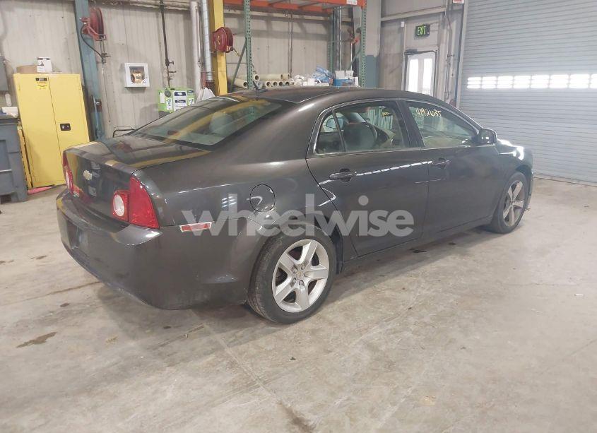 Photo 4 of 2011 Chevrolet Malibu LS (VIN 1G1ZB5E18BF184418)