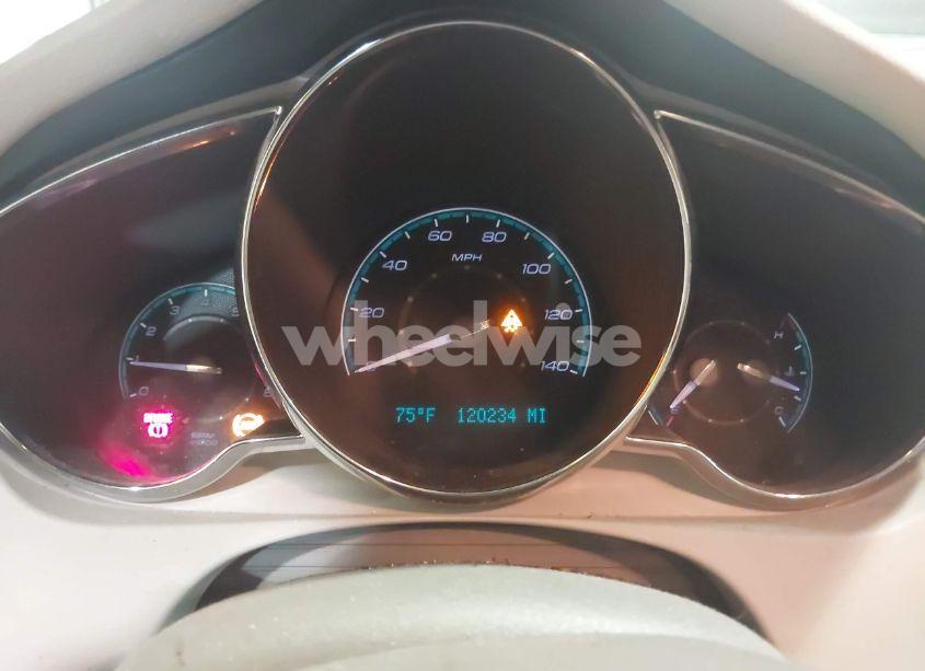 Photo 7 of 2011 Chevrolet Malibu LS (VIN 1G1ZB5E18BF184418)