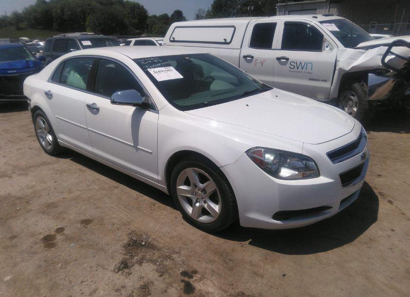 2011 Chevrolet Malibu LS (VIN 1G1ZB5E18BF276970) main photo