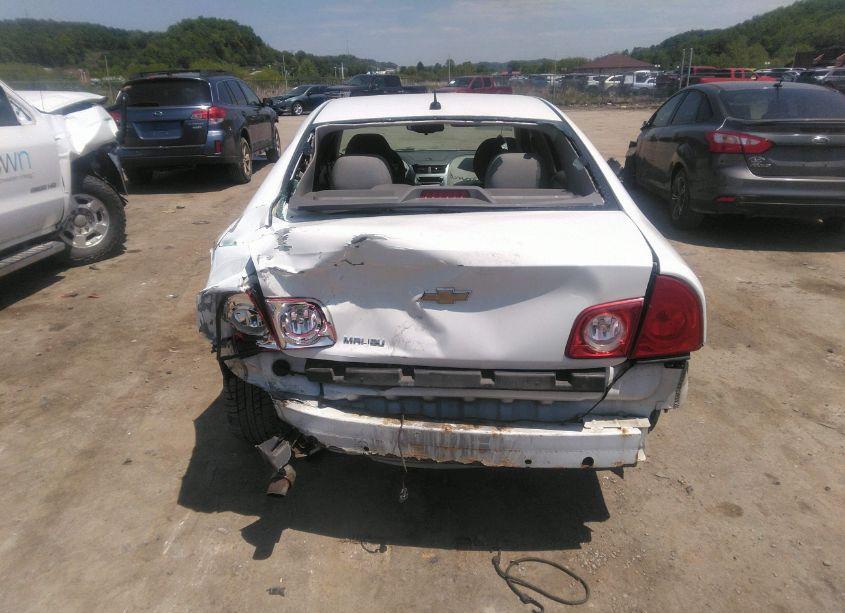 Photo 6 of 2011 Chevrolet Malibu LS (VIN 1G1ZB5E18BF276970)