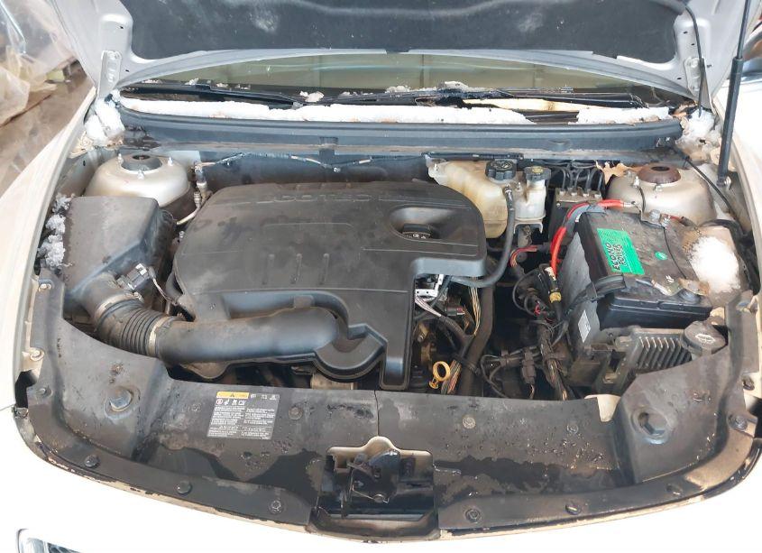 Photo 10 of 2011 Chevrolet Malibu LS (VIN 1G1ZB5E18BF312074)