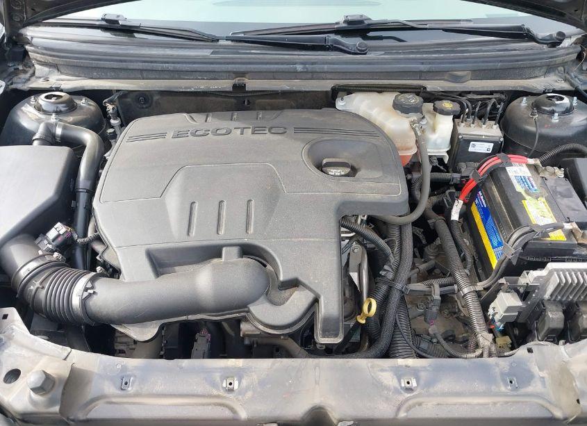 Photo 10 of 2011 Chevrolet Malibu LS (VIN 1G1ZB5E18BF323530)