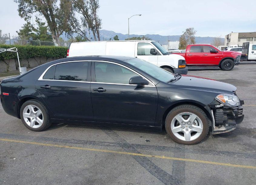 Photo 14 of 2011 Chevrolet Malibu LS (VIN 1G1ZB5E18BF323530)