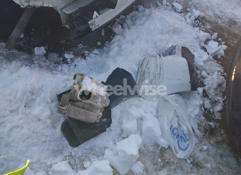 Photo 12 of 2011 Chevrolet Malibu LS (VIN 1G1ZB5E18BF331935)