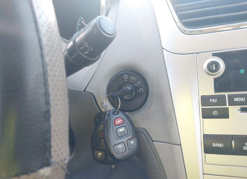 Photo 11 of 2011 Chevrolet Malibu LS (VIN 1G1ZB5E19BF124275)