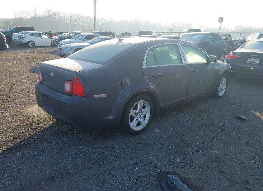 Photo 4 of 2011 Chevrolet Malibu LS (VIN 1G1ZB5E19BF124275)