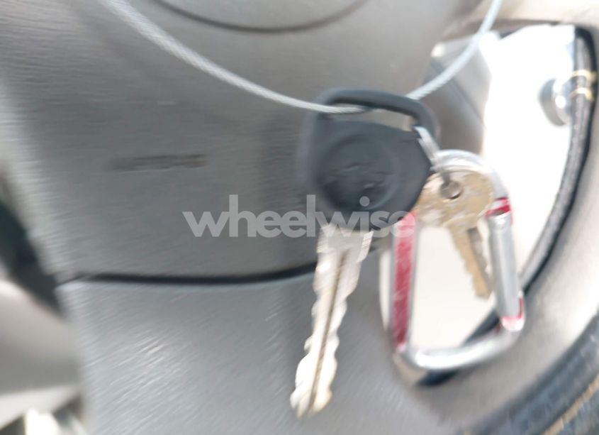 Photo 11 of 2011 Chevrolet Malibu LS (VIN 1G1ZB5E19BF154005)