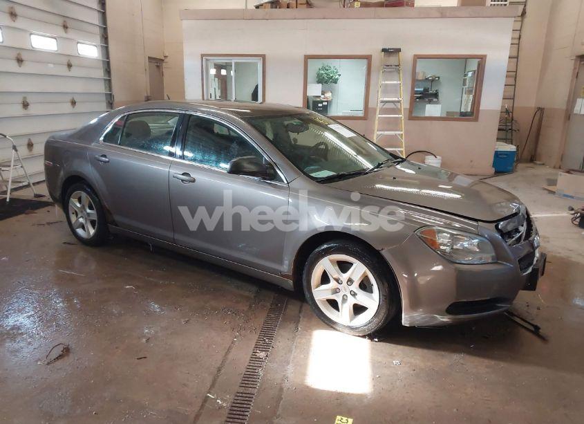 2011 Chevrolet Malibu LS (VIN 1G1ZB5E19BF217913) main photo