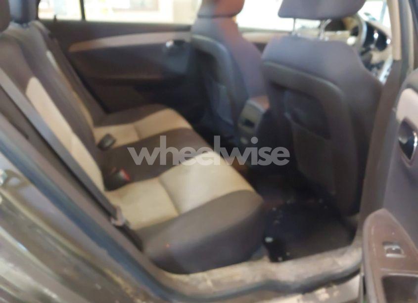 Photo 8 of 2011 Chevrolet Malibu LS (VIN 1G1ZB5E19BF217913)