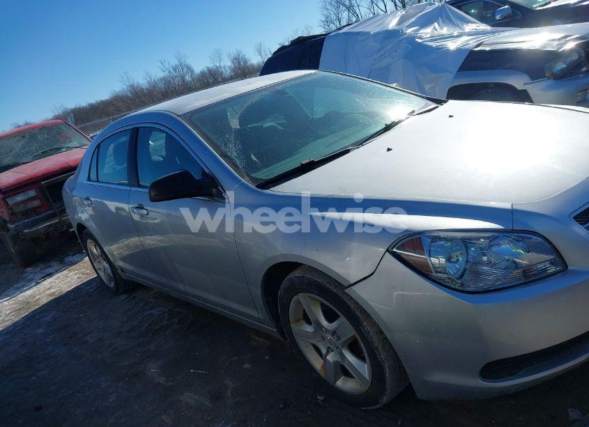 Photo 13 of 2011 Chevrolet Malibu LS (VIN 1G1ZB5E19BF237000)
