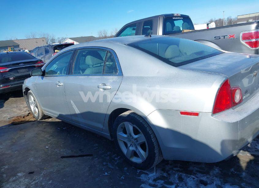 Photo 14 of 2011 Chevrolet Malibu LS (VIN 1G1ZB5E19BF237000)