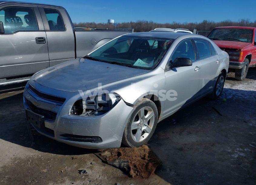 Photo 2 of 2011 Chevrolet Malibu LS (VIN 1G1ZB5E19BF237000)