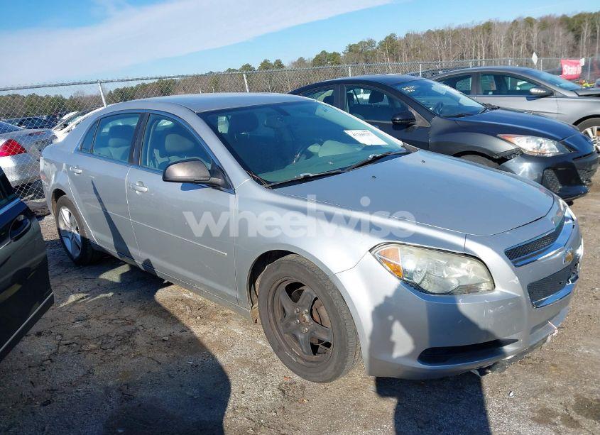 2011 Chevrolet Malibu LS (VIN 1G1ZB5E19BF253715) main photo