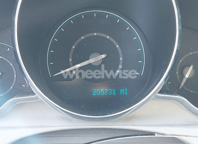 Photo 15 of 2011 Chevrolet Malibu LS (VIN 1G1ZB5E19BF253715)