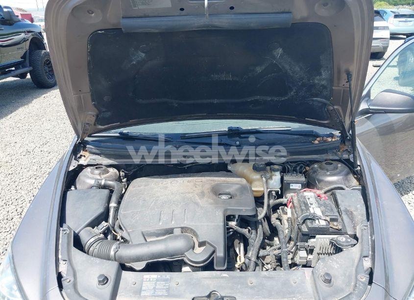Photo 10 of 2011 Chevrolet Malibu LS (VIN 1G1ZB5E19BF322418)