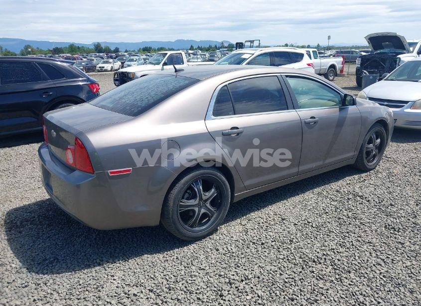 Photo 4 of 2011 Chevrolet Malibu LS (VIN 1G1ZB5E19BF322418)