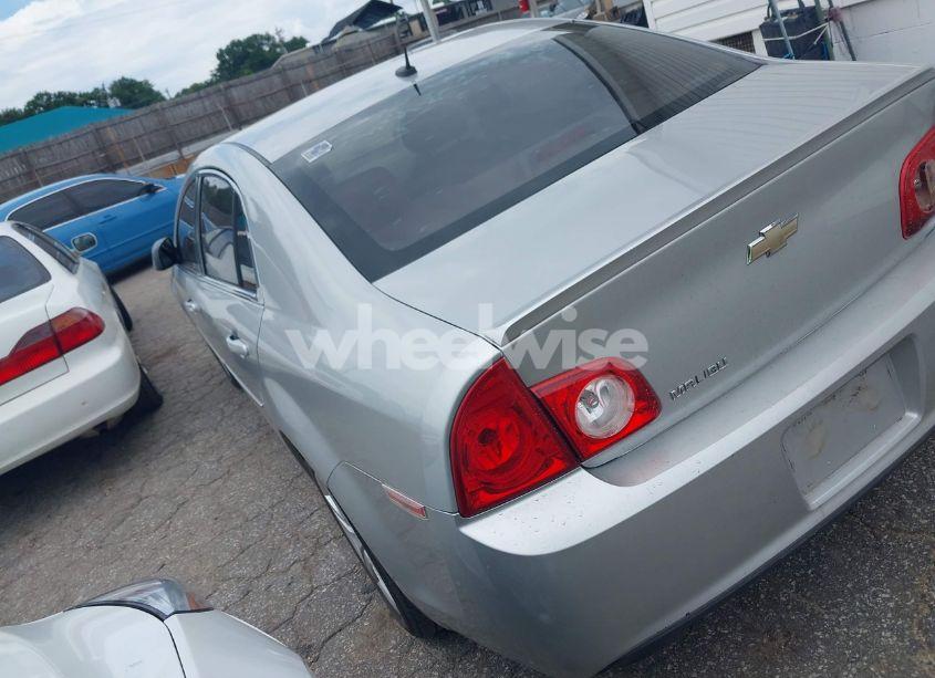 Photo 3 of 2011 Chevrolet Malibu LS (VIN 1G1ZB5E19BF330213)