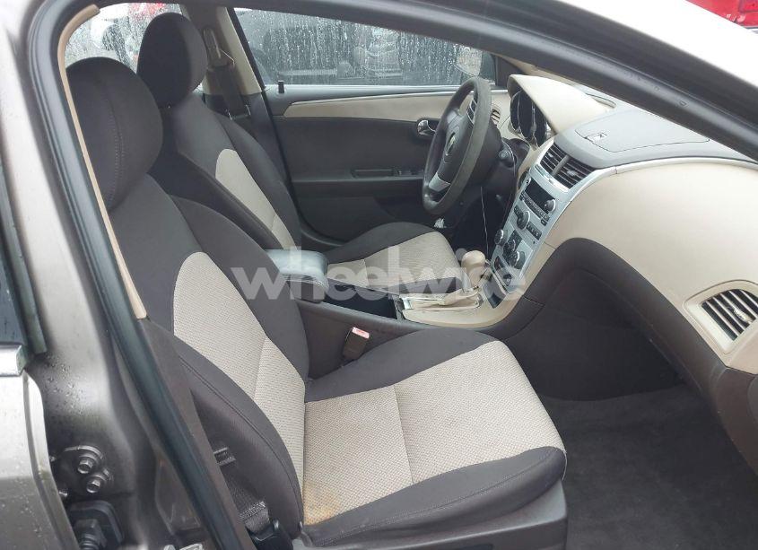 Photo 5 of 2011 Chevrolet Malibu LS (VIN 1G1ZB5E1XBF148889)