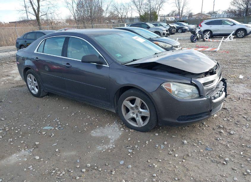 2011 Chevrolet Malibu LS (VIN 1G1ZB5E1XBF343990) main photo