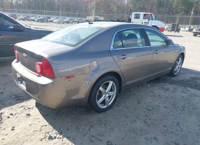 Photo 4 of 2010 Chevrolet Malibu LS (VIN 1G1ZB5EB0AF317714)