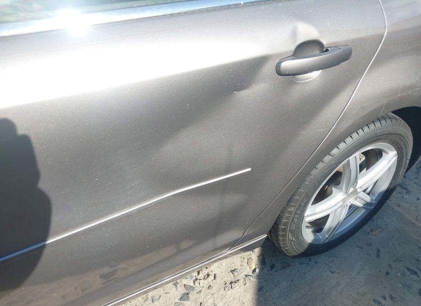 Photo 6 of 2010 Chevrolet Malibu LS (VIN 1G1ZB5EB0AF317714)